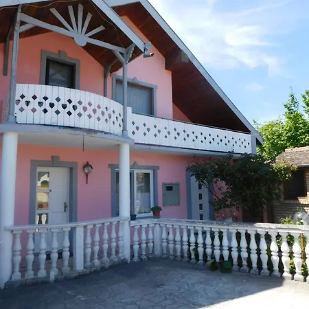 Apartman Anna *