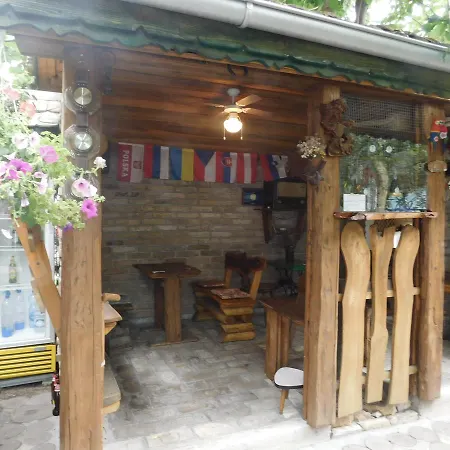 Anna Apartman